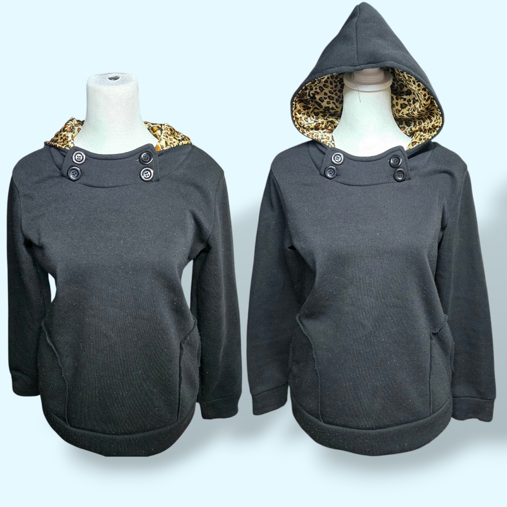 🟢 FineJo Black Leopard Print Button Up Cowl Neck Front Pockets Hoodie Medium